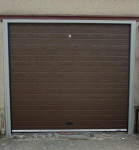 Garážová vrata HNĚDÁ RAL 8014 Linie